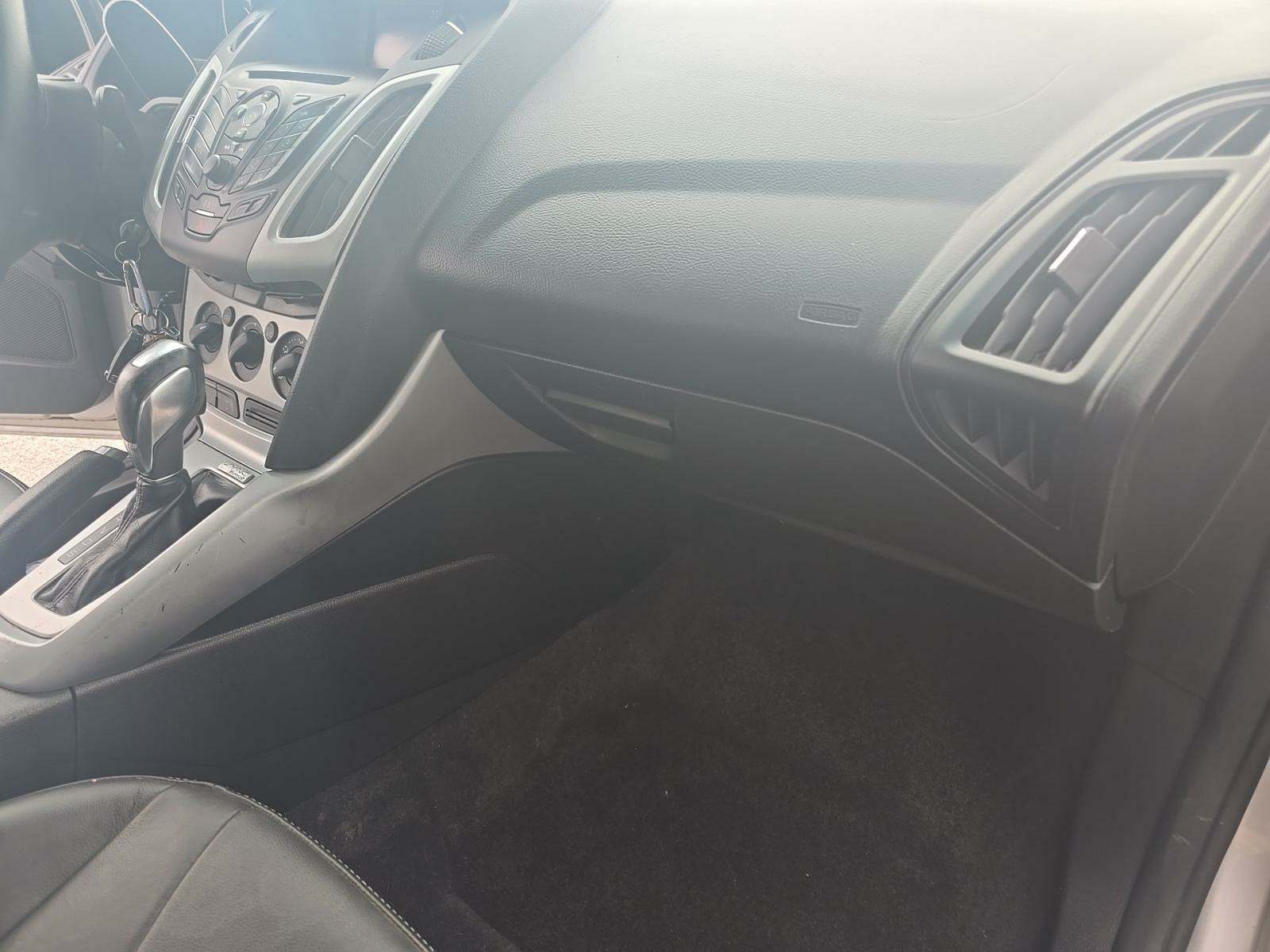 2014 Ford Focus SE FWD