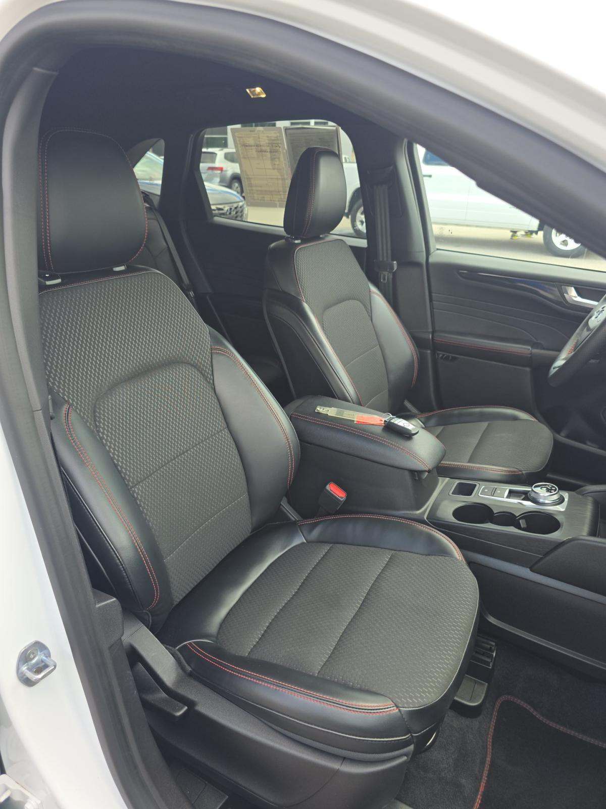 2023 Ford Escape ST-Line AWD
