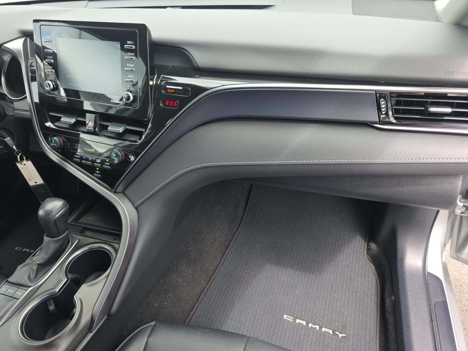 2024 Toyota Camry SE FWD