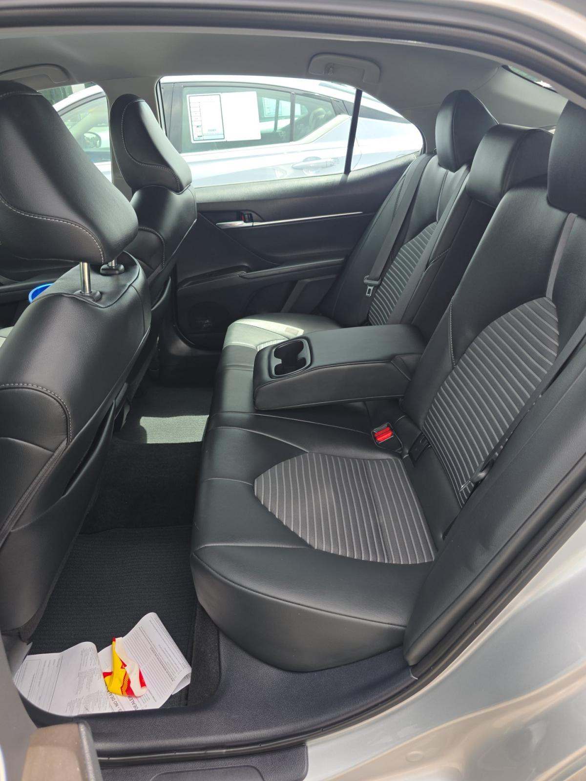 2024 Toyota Camry SE FWD