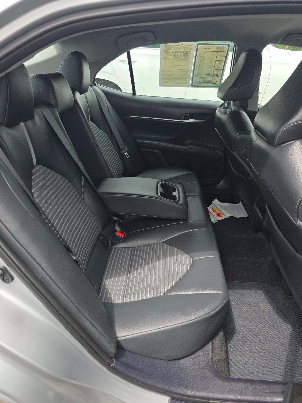 2024 Toyota Camry SE FWD