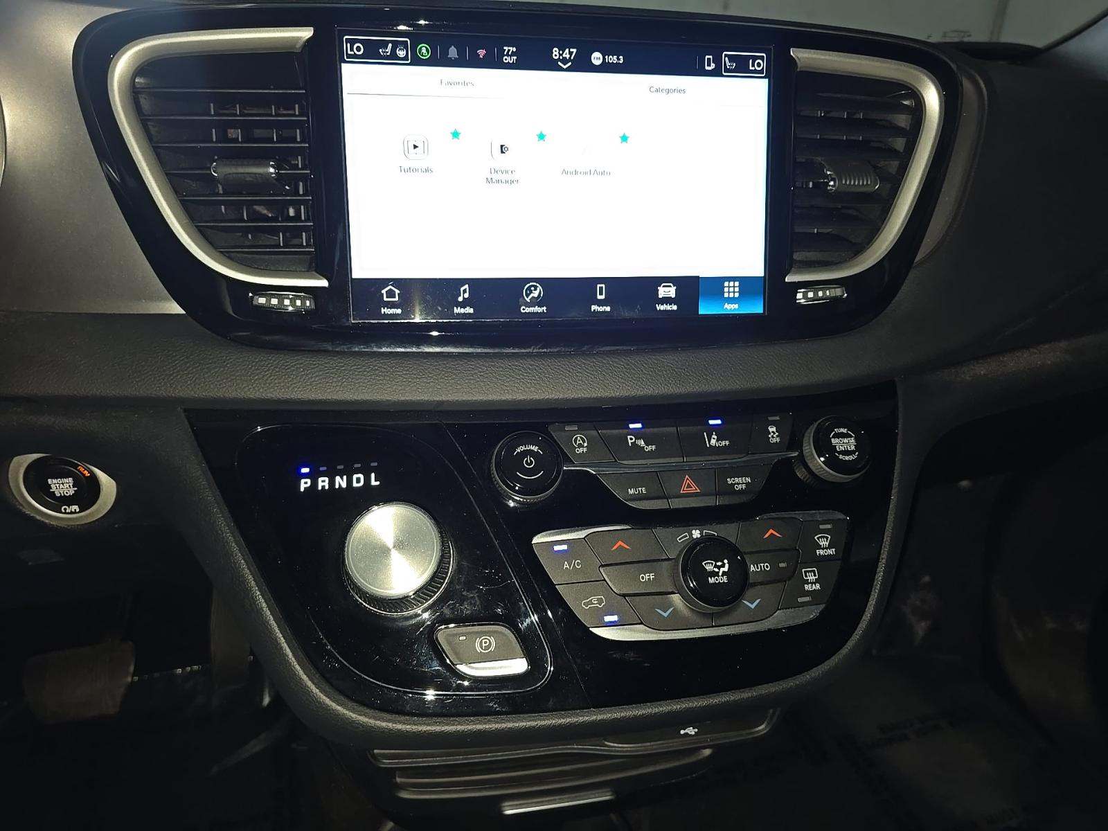 2026 Chrysler Pacifica Select FWD
