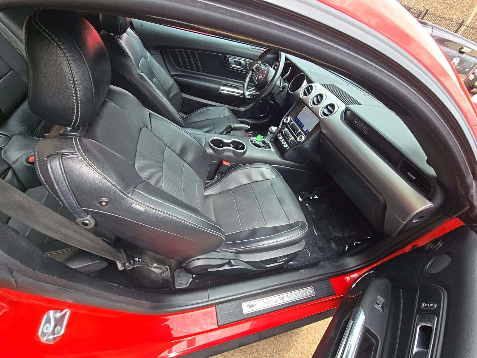2020 Ford Mustang EcoBoost Premium RWD