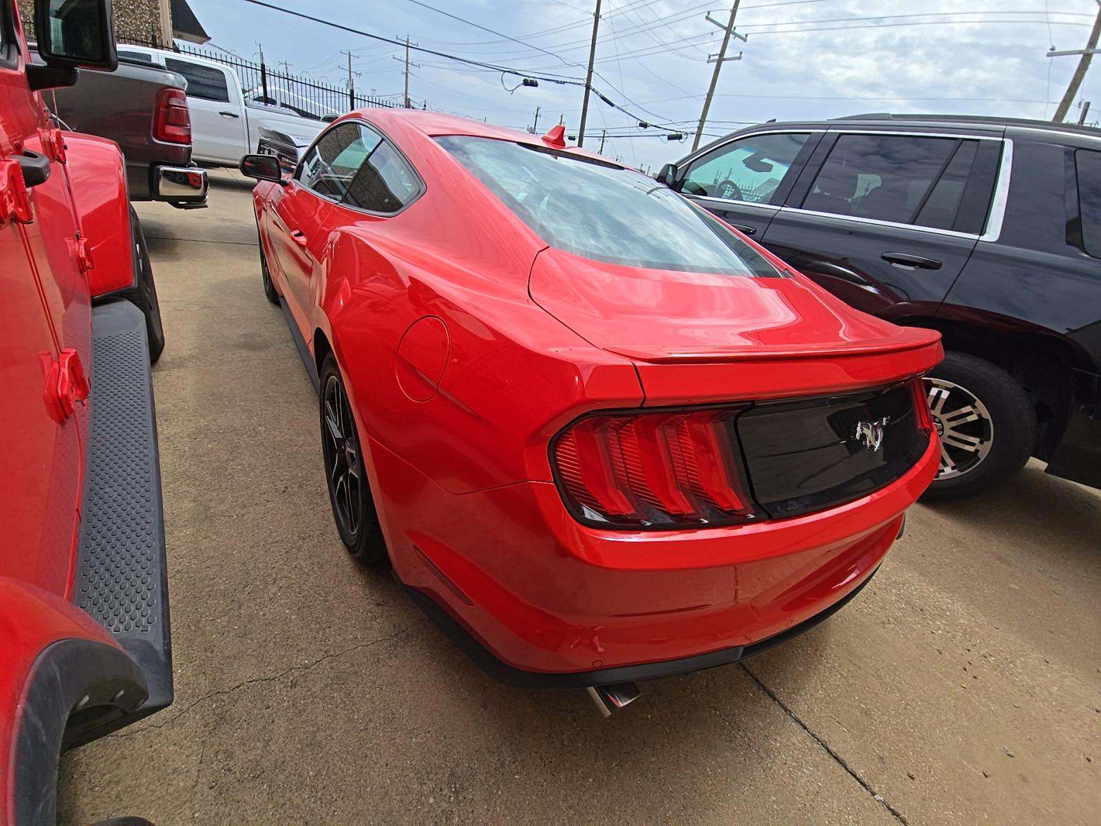 2020 Ford Mustang EcoBoost Premium RWD