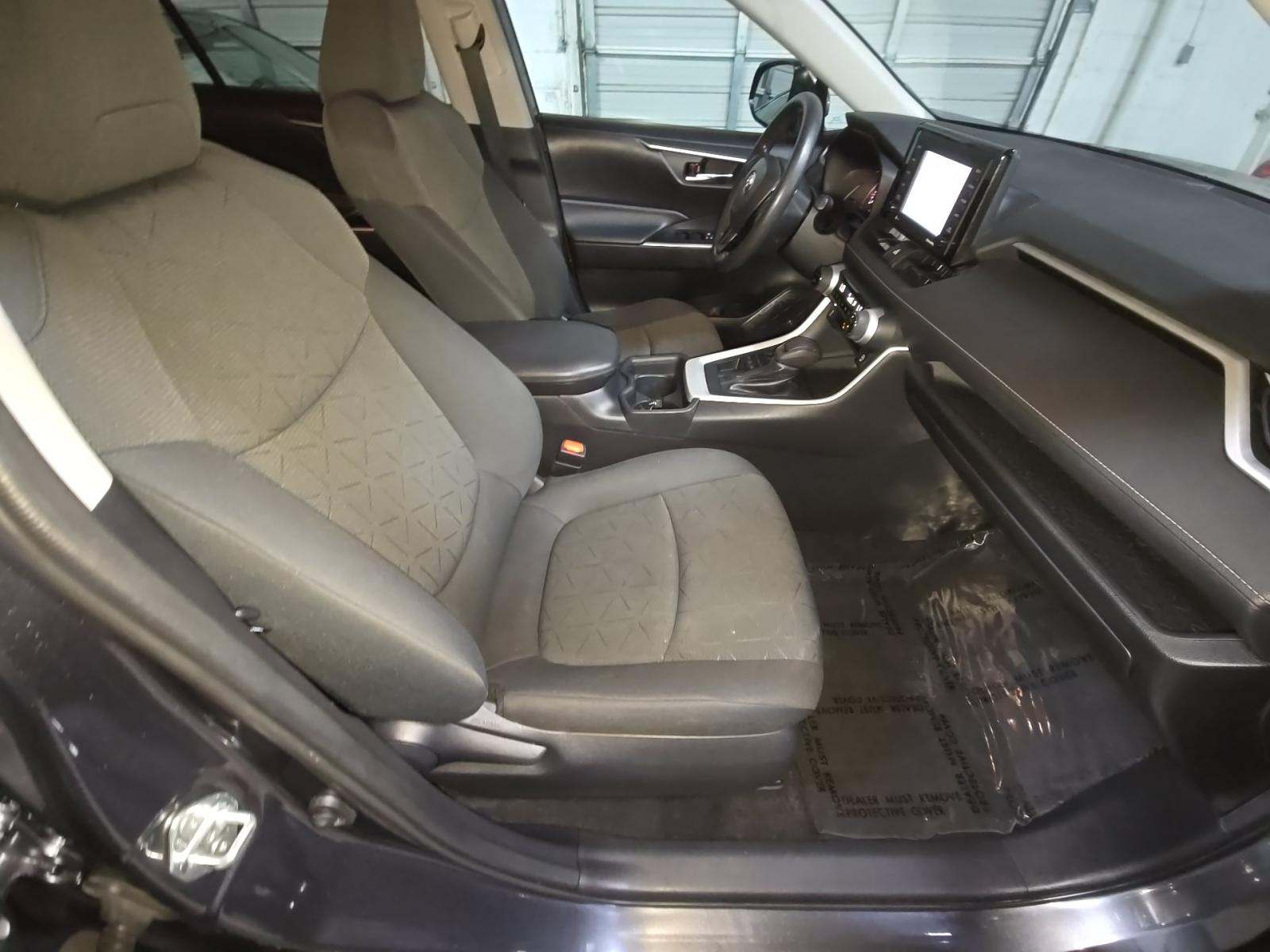 2020 Toyota RAV4 XLE AWD