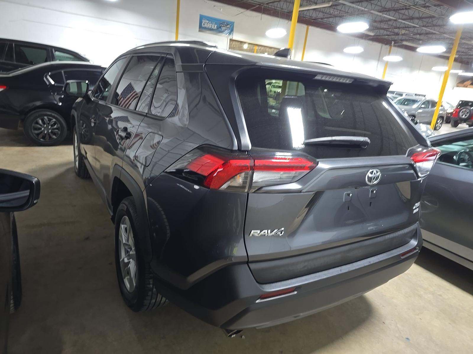 2020 Toyota RAV4 XLE AWD