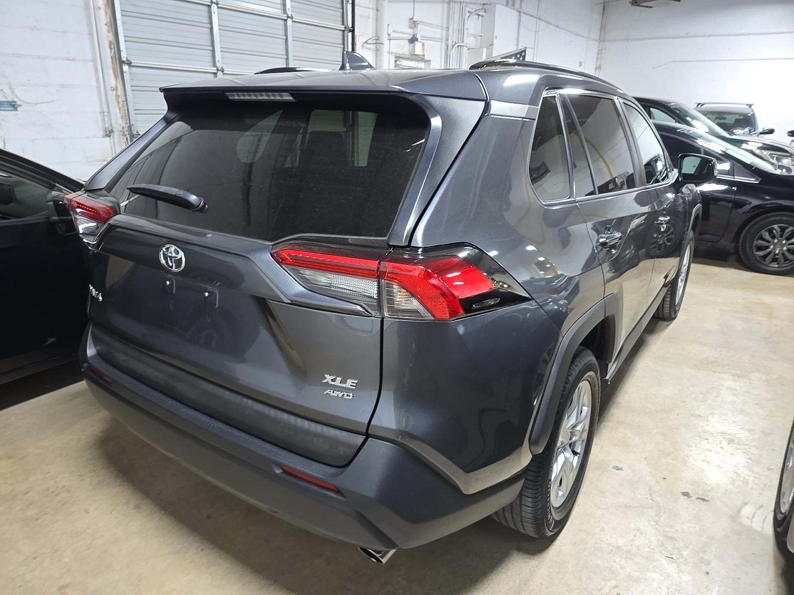 2020 Toyota RAV4 XLE AWD