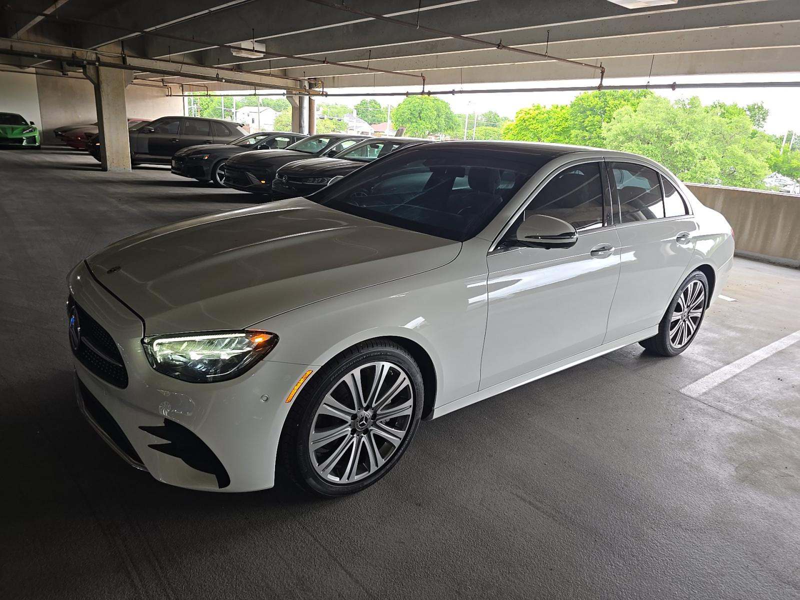 MERCEDES-BENZ E-CLASS - 1