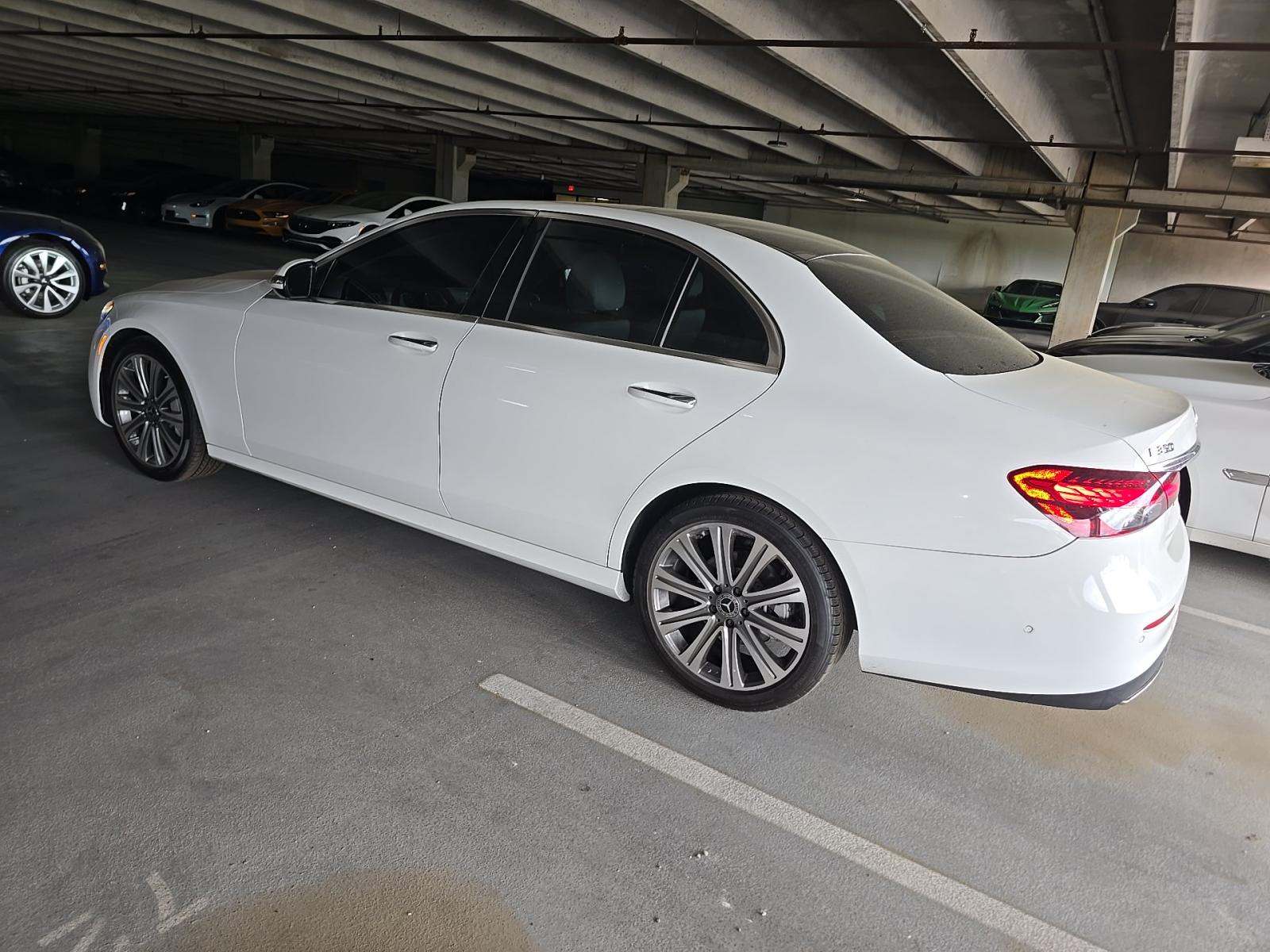 MERCEDES-BENZ E-CLASS - 2