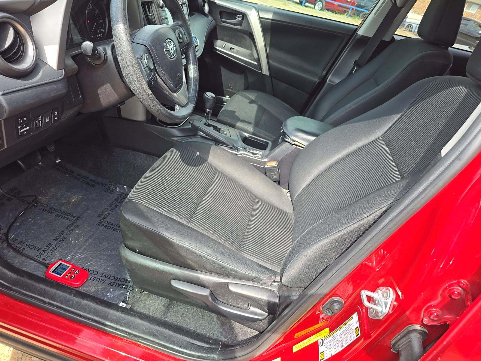 2017 Toyota RAV4 LE FWD