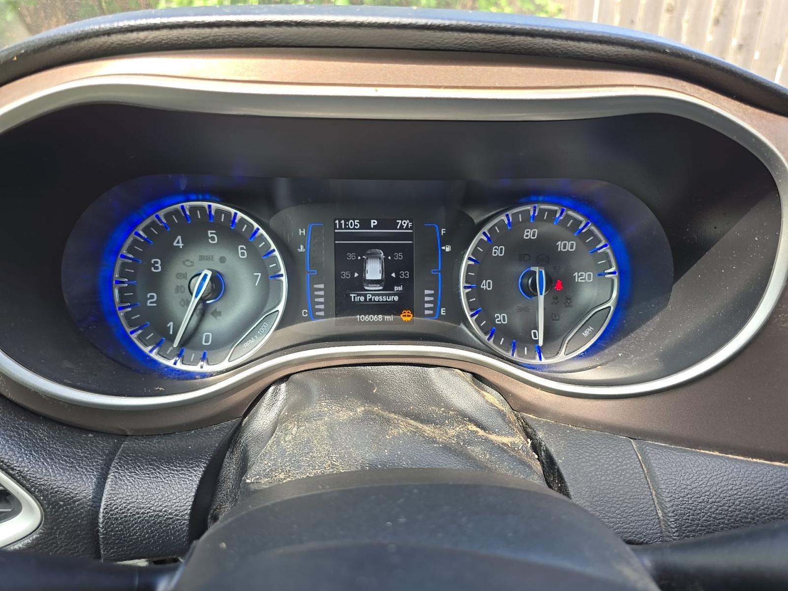 CHRYSLER VOYAGER - 9