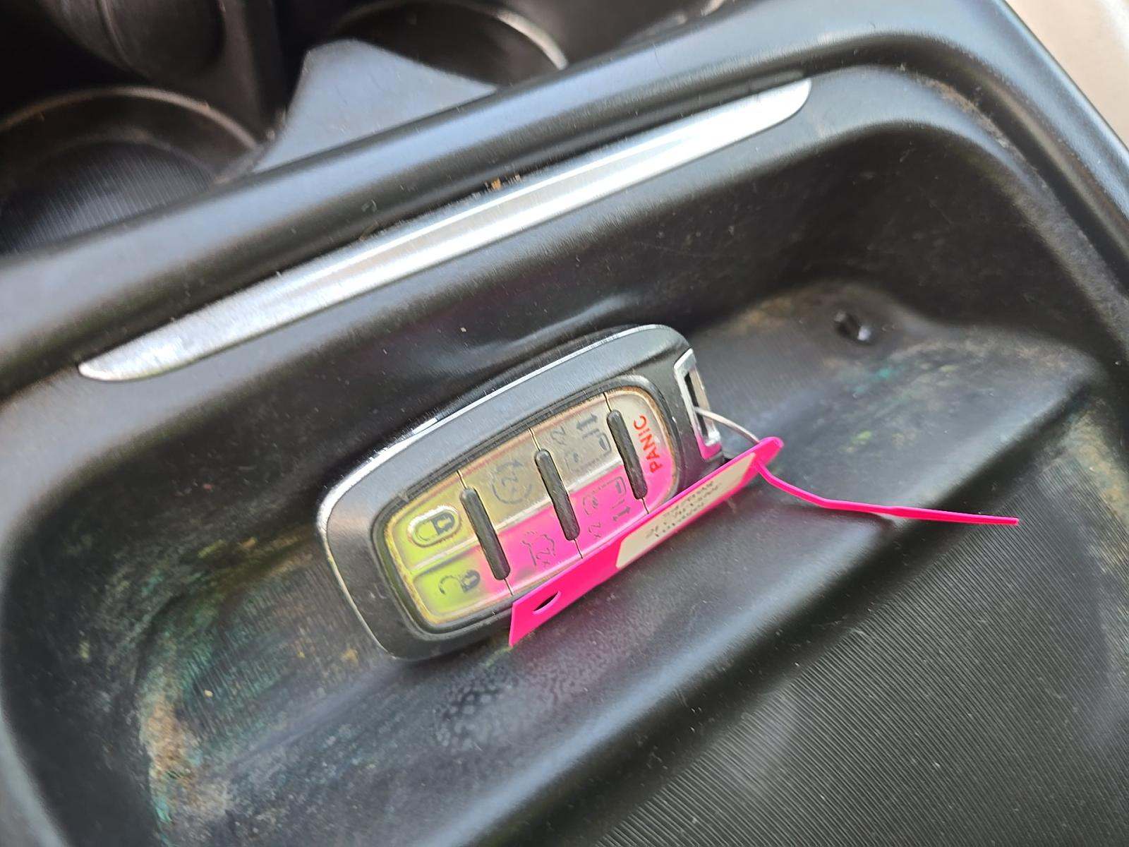 CHRYSLER VOYAGER - 8