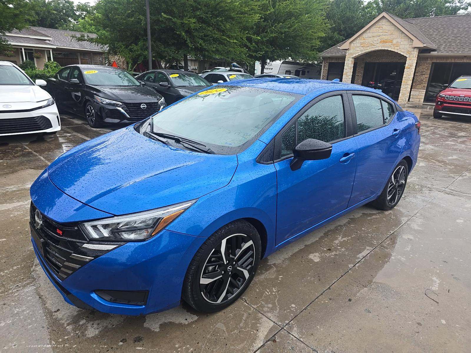 NISSAN VERSA - 1