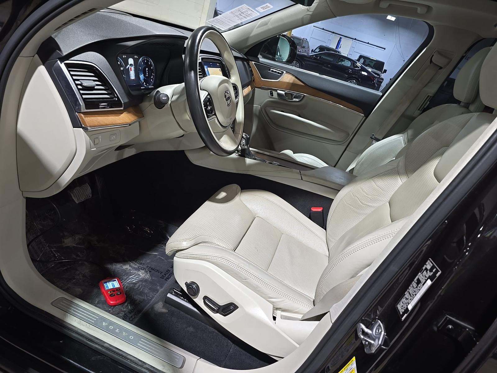 2018 Volvo XC90 T6 Inscription AWD