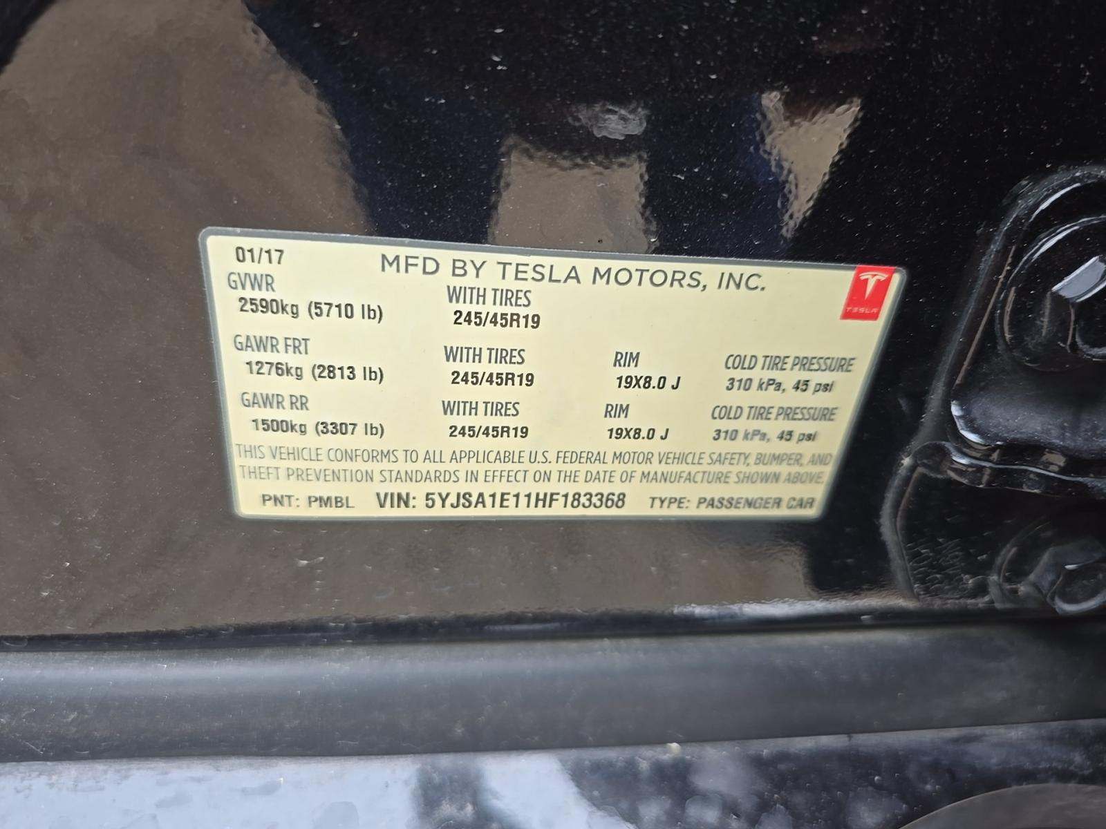 TESLA MODEL S - 5