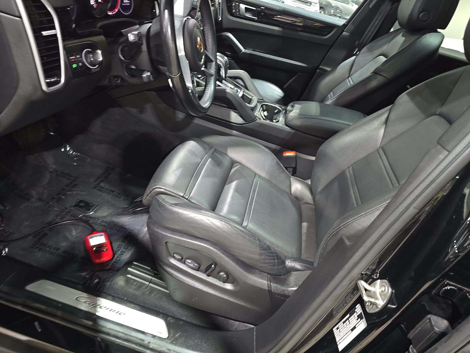 2022 Porsche Cayenne Base AWD