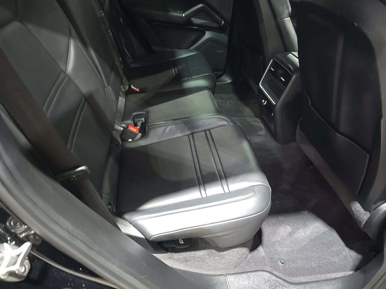 2022 Porsche Cayenne Base AWD