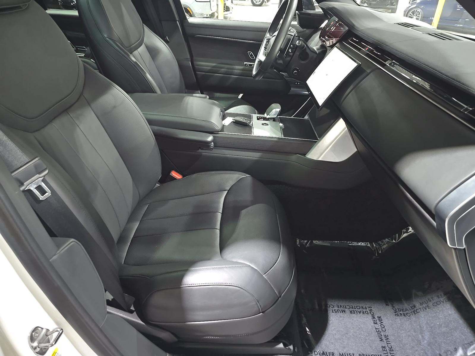 2024 Land Rover Range Rover SE AWD