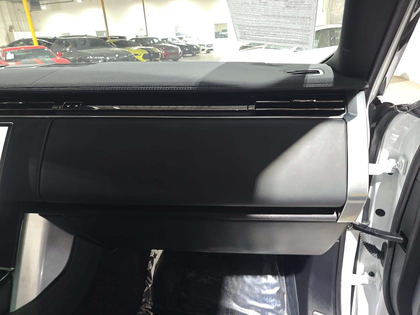 2024 Land Rover Range Rover SE AWD