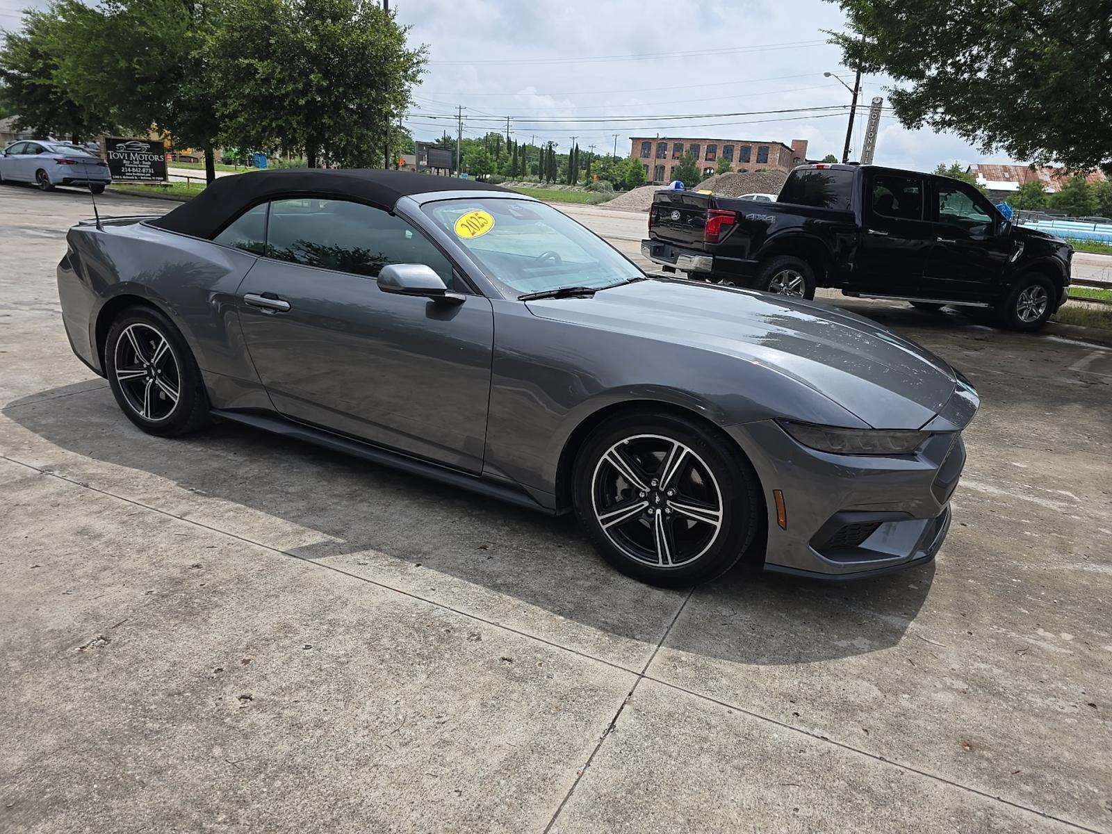 2025 Ford Mustang EcoBoost Premium RWD