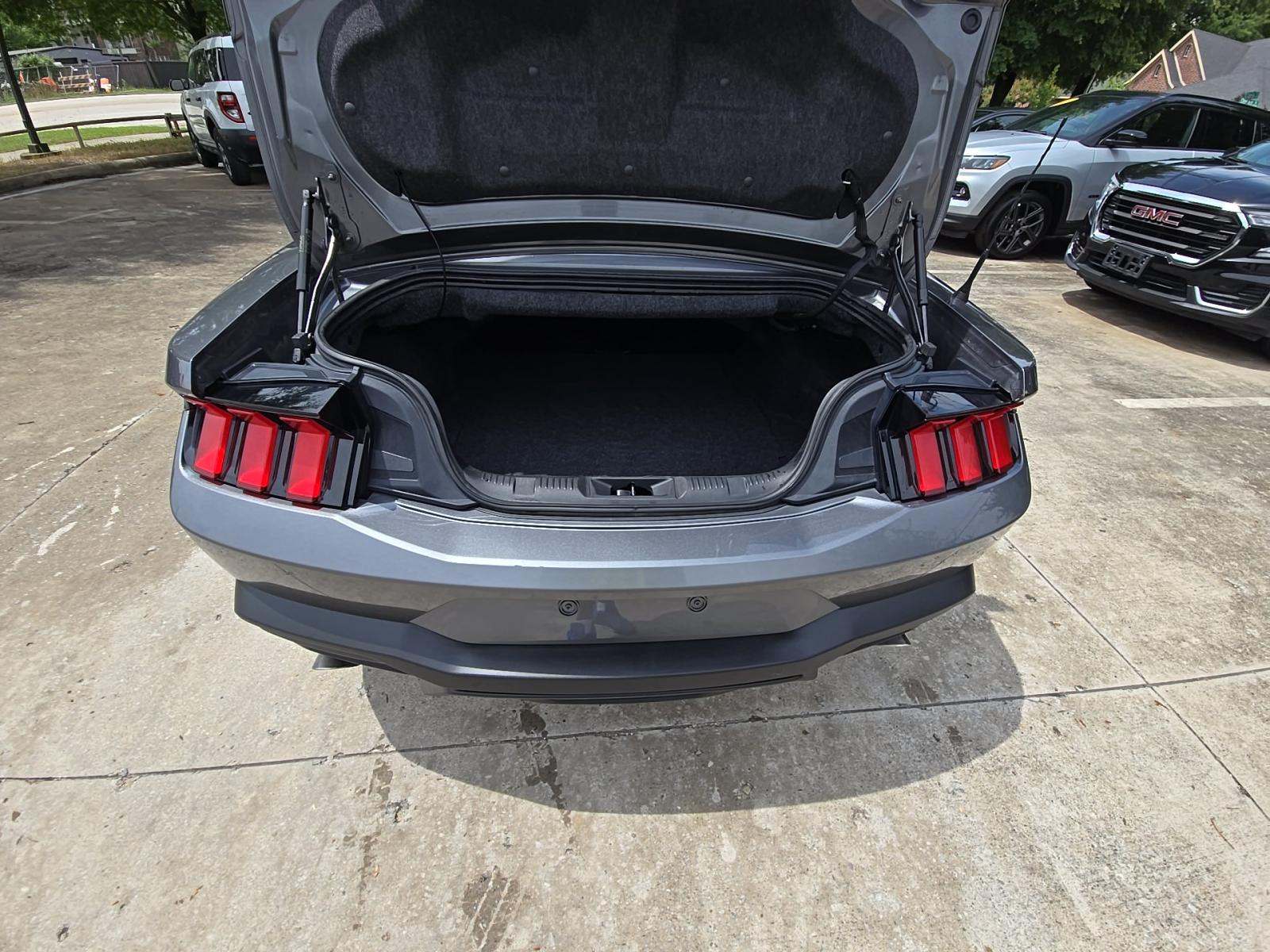 2025 Ford Mustang EcoBoost Premium RWD