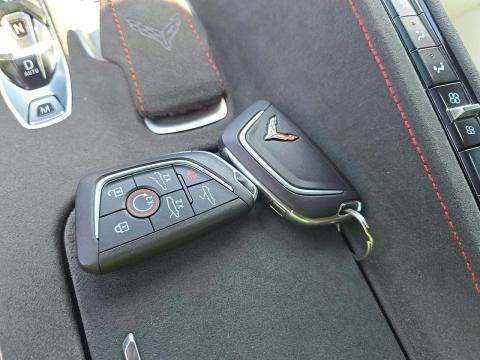 CHEVROLET STINGRAY - 8