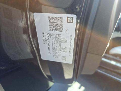 CHEVROLET STINGRAY - 5