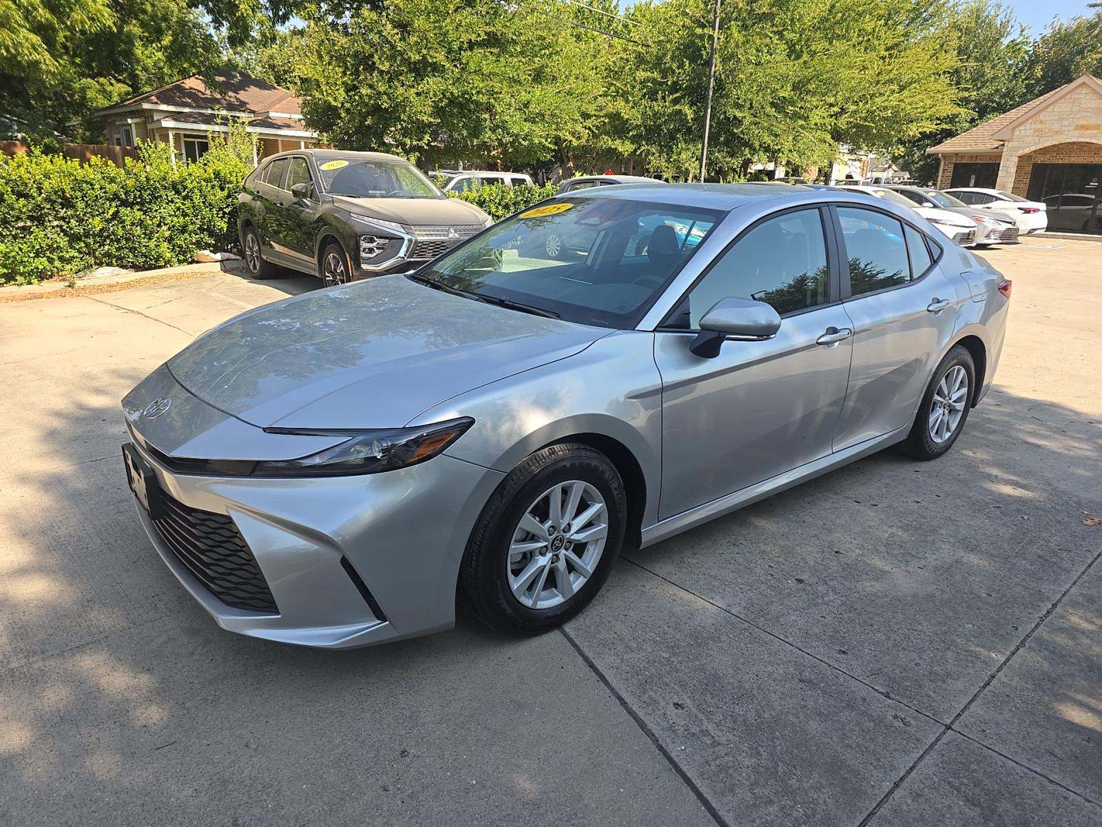 2026 Toyota Camry LE FWD