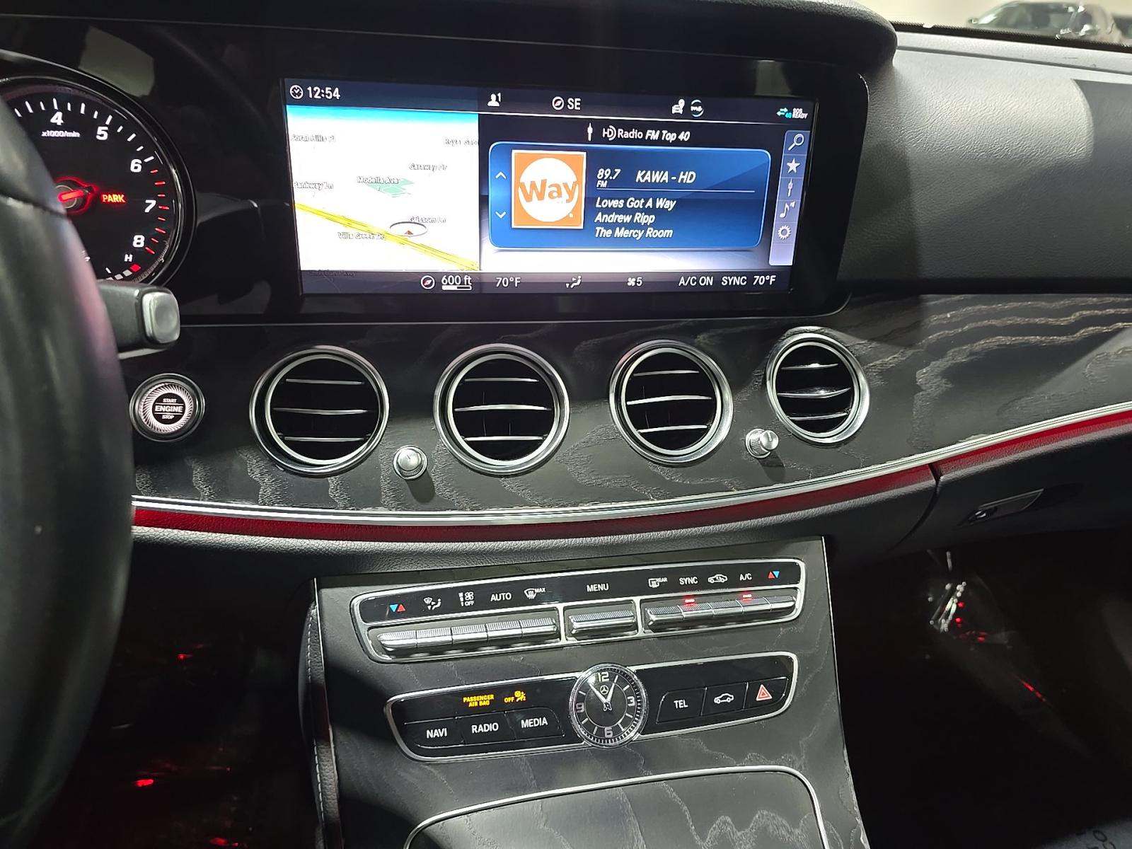 MERCEDES-BENZ E-CLASS - 10