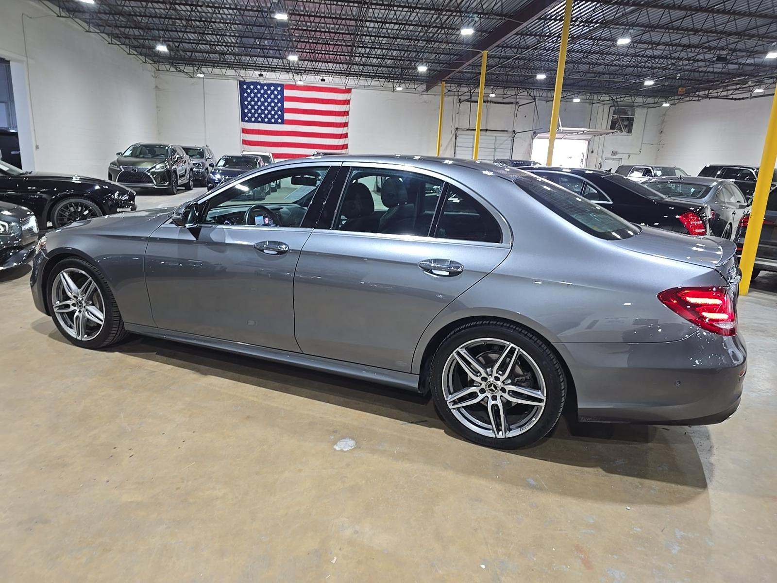 MERCEDES-BENZ E-CLASS - 2