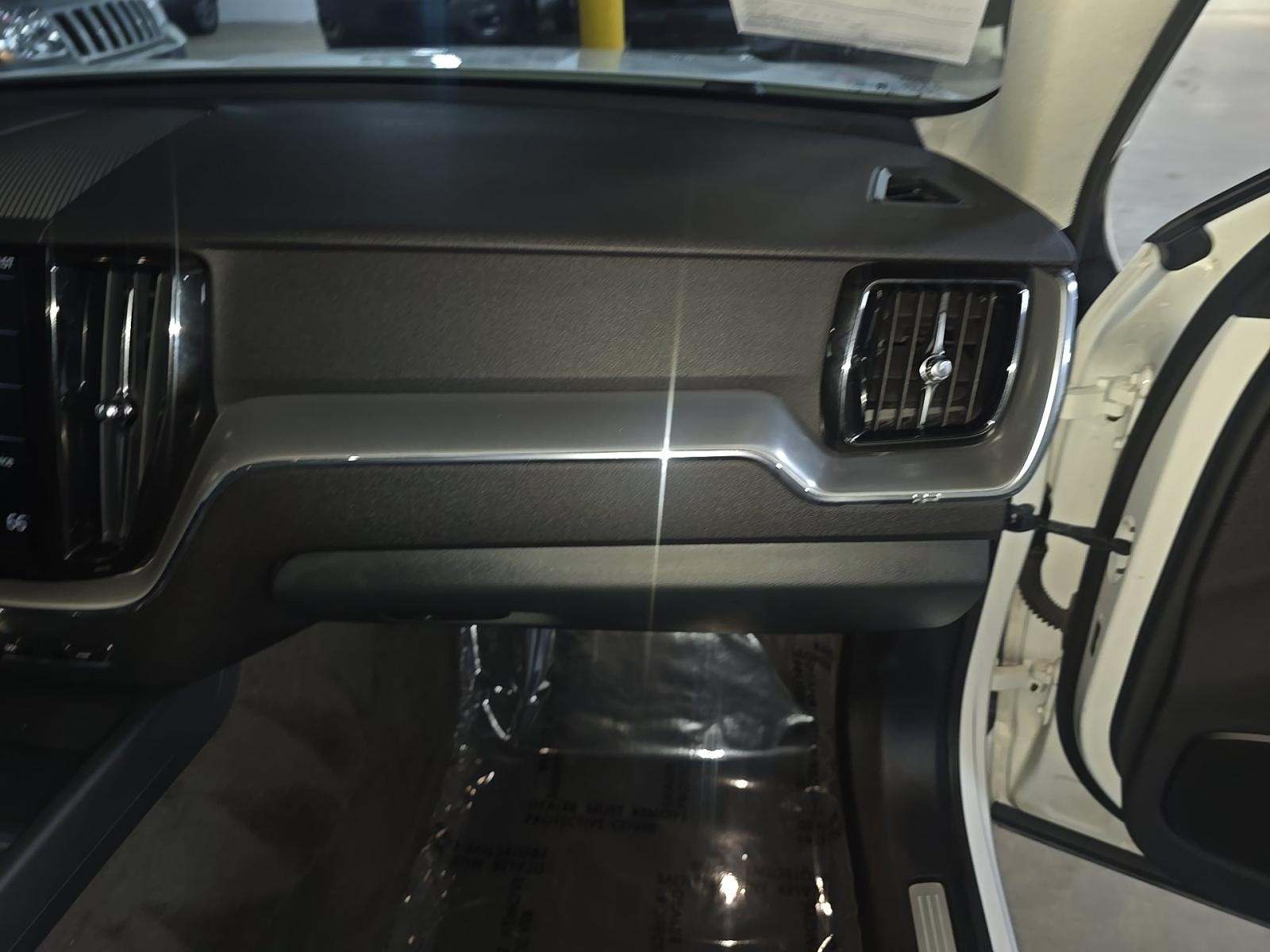 2019 Volvo XC60 T6 Momentum AWD