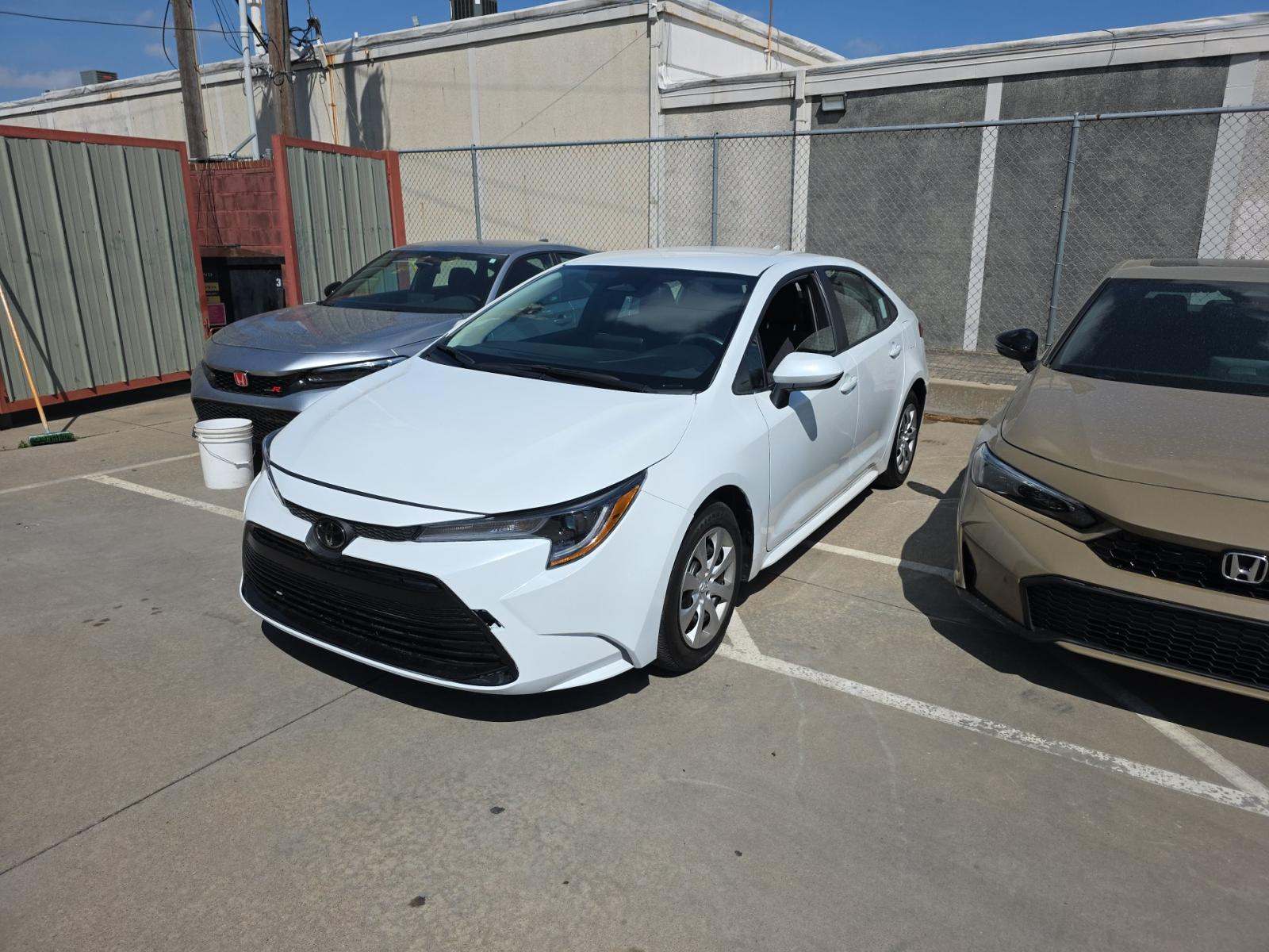 2025 Toyota Corolla LE FWD