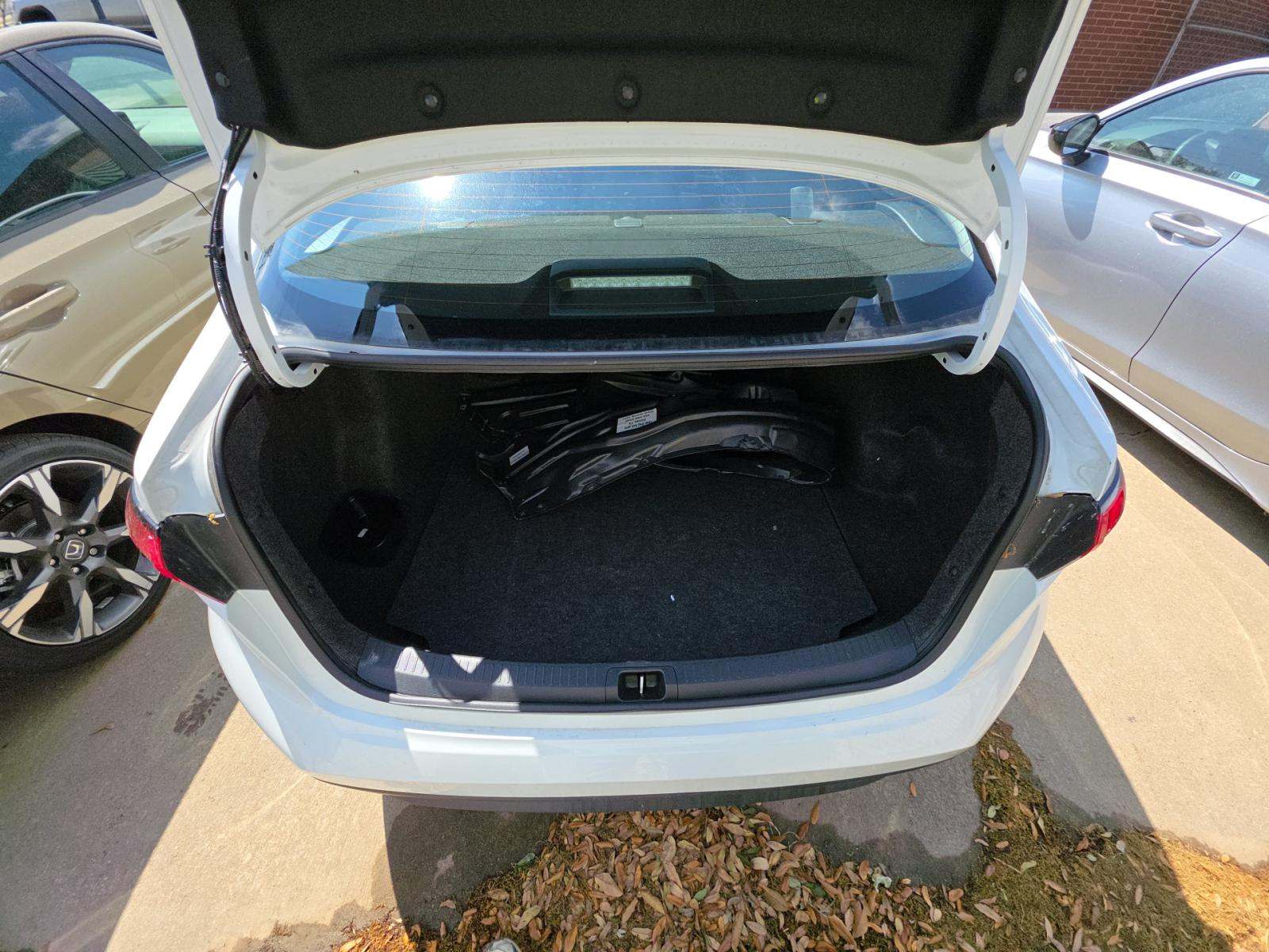 2025 Toyota Corolla LE FWD