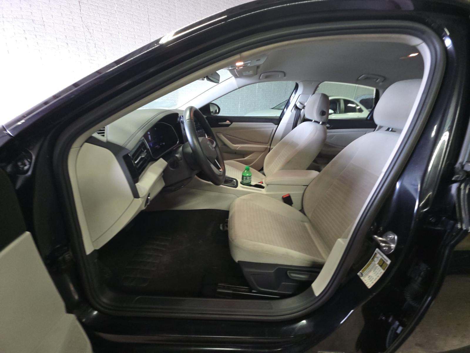 2025 Volkswagen Jetta 1.5T S FWD