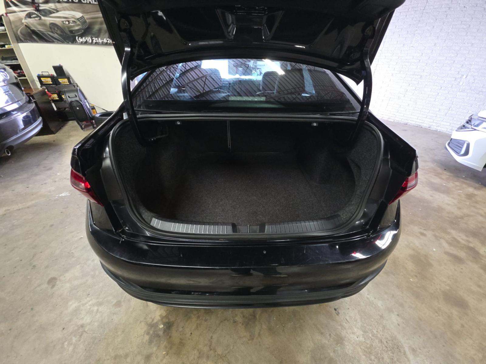 2025 Volkswagen Jetta 1.5T S FWD