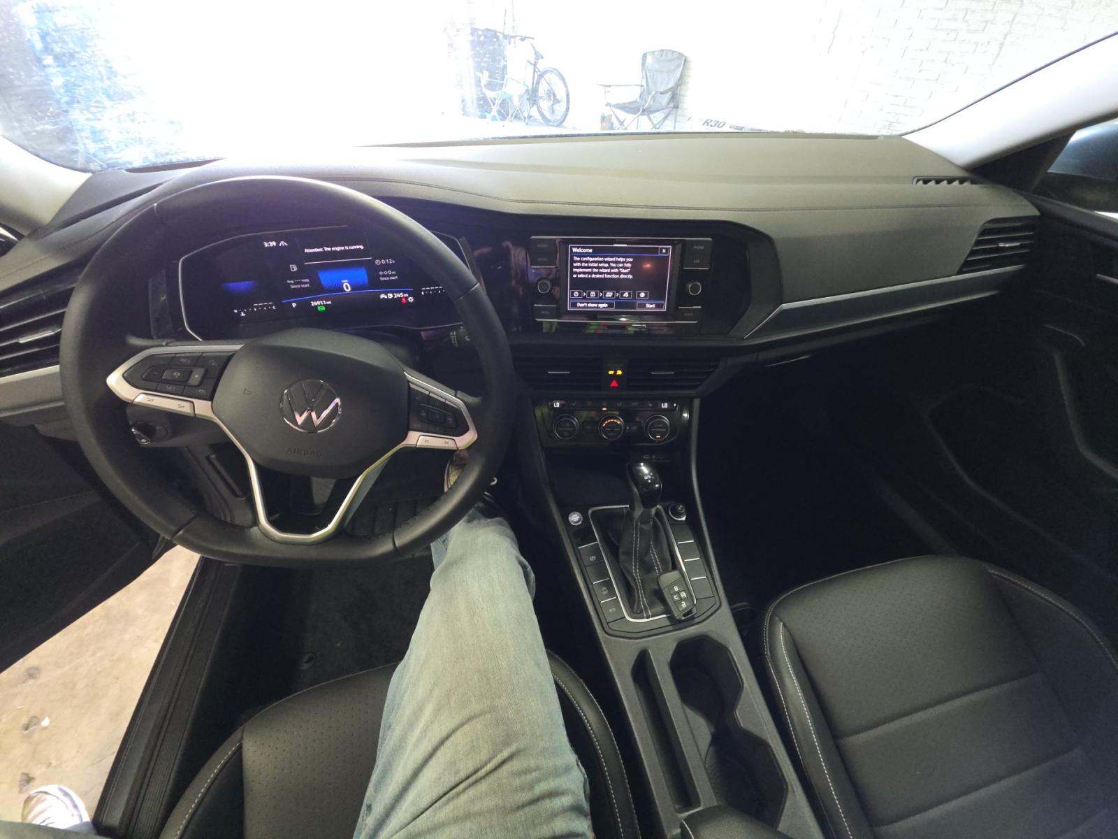2024 Volkswagen Jetta 1.5T SE FWD