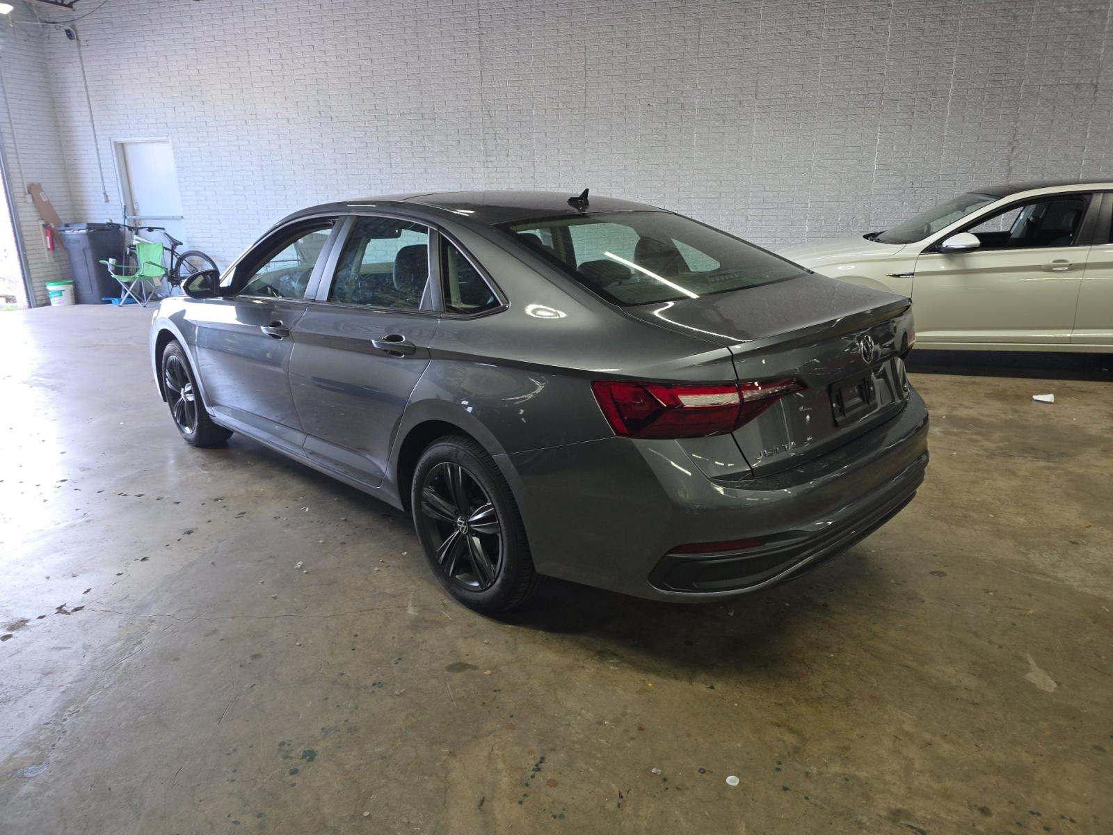 2024 Volkswagen Jetta 1.5T SE FWD