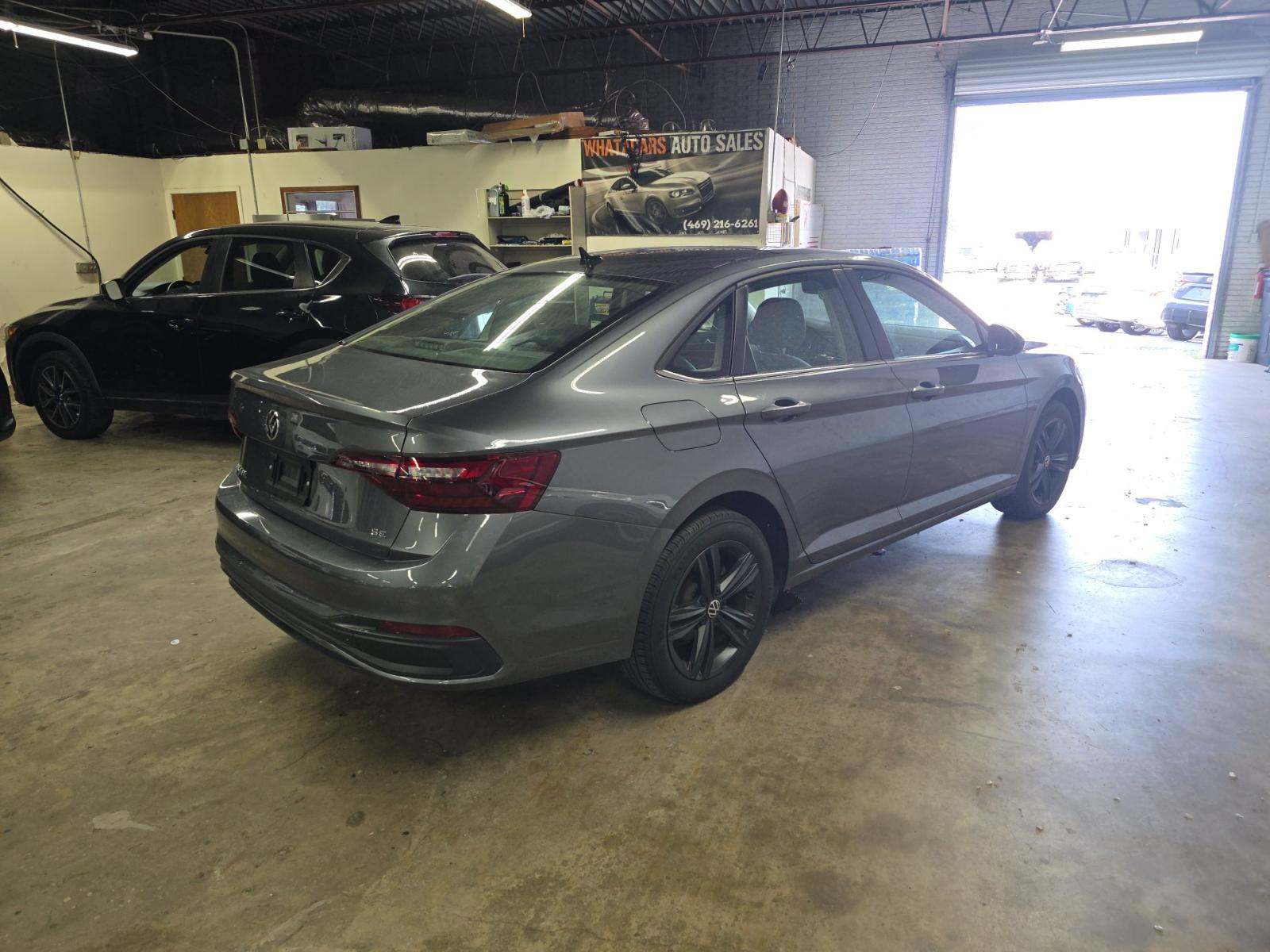 2024 Volkswagen Jetta 1.5T SE FWD