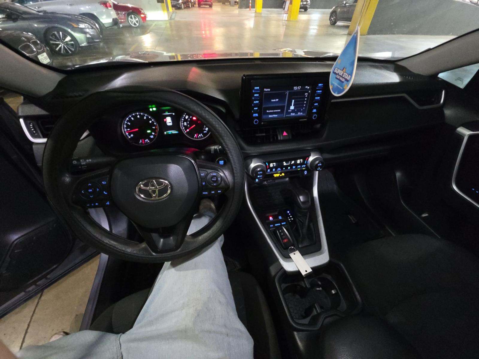 2022 Toyota RAV4 XLE FWD