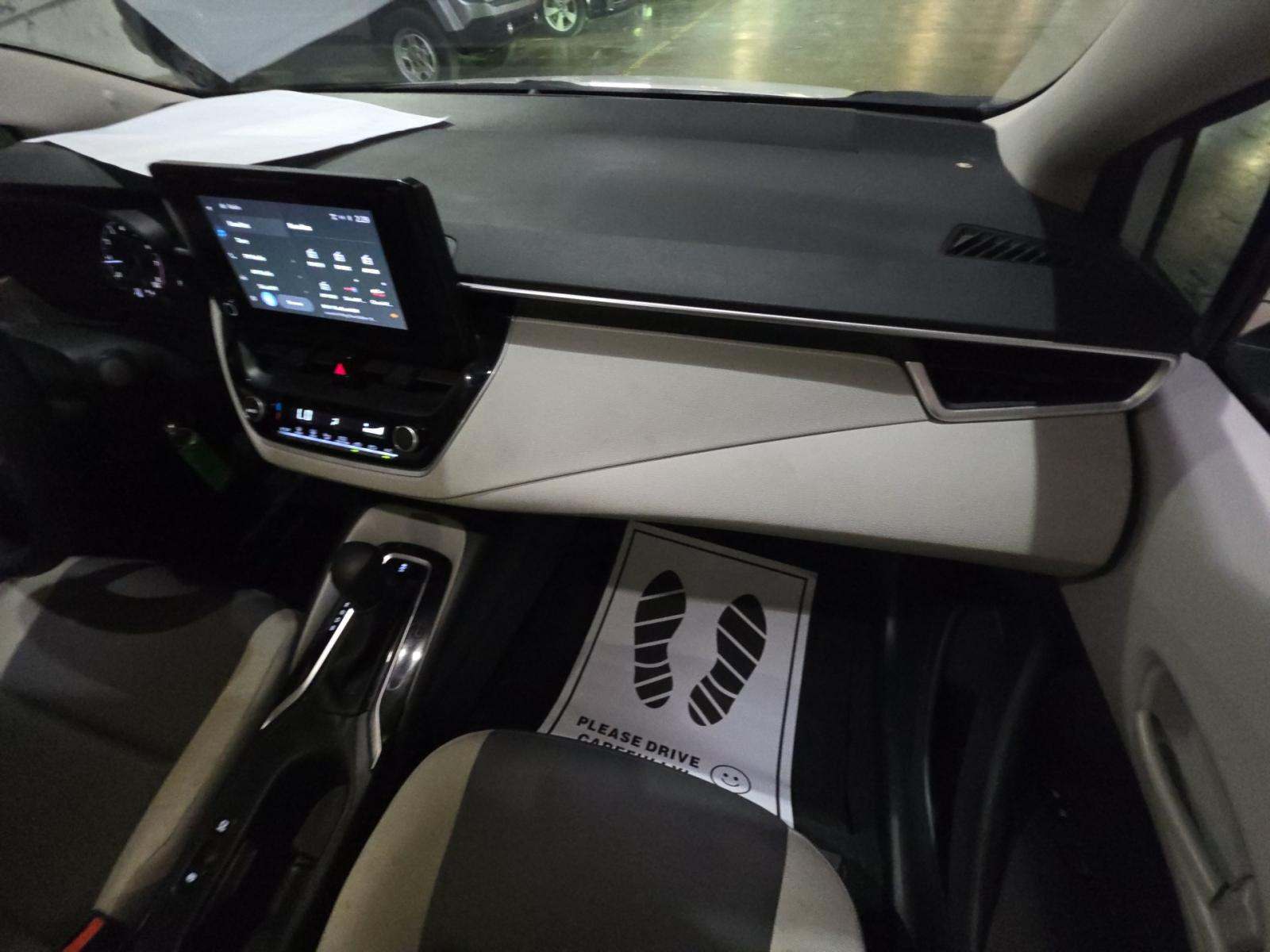 2024 Toyota Corolla LE FWD