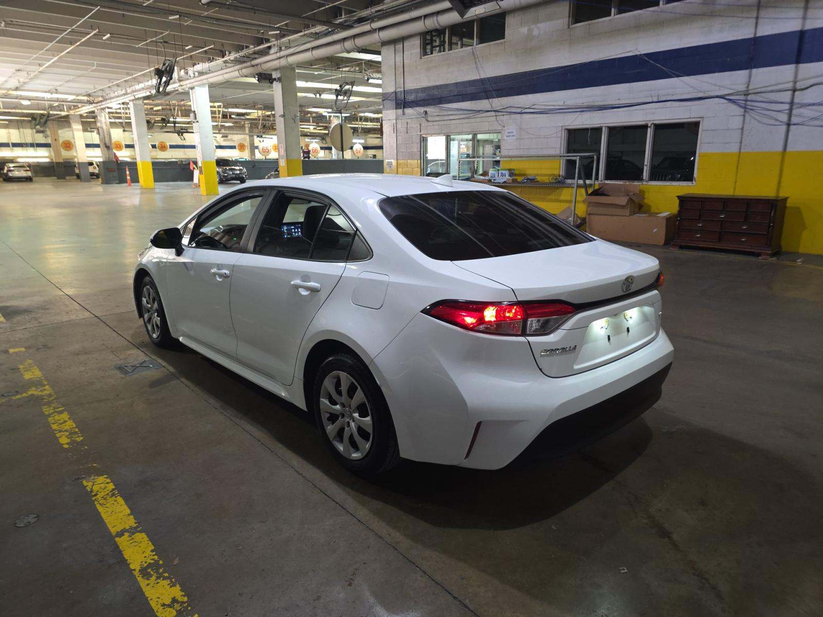 2024 Toyota Corolla LE FWD