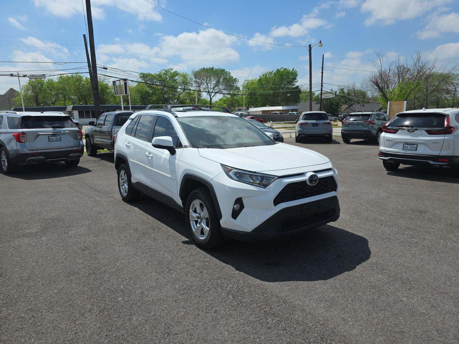 2020 Toyota RAV4 XLE FWD
