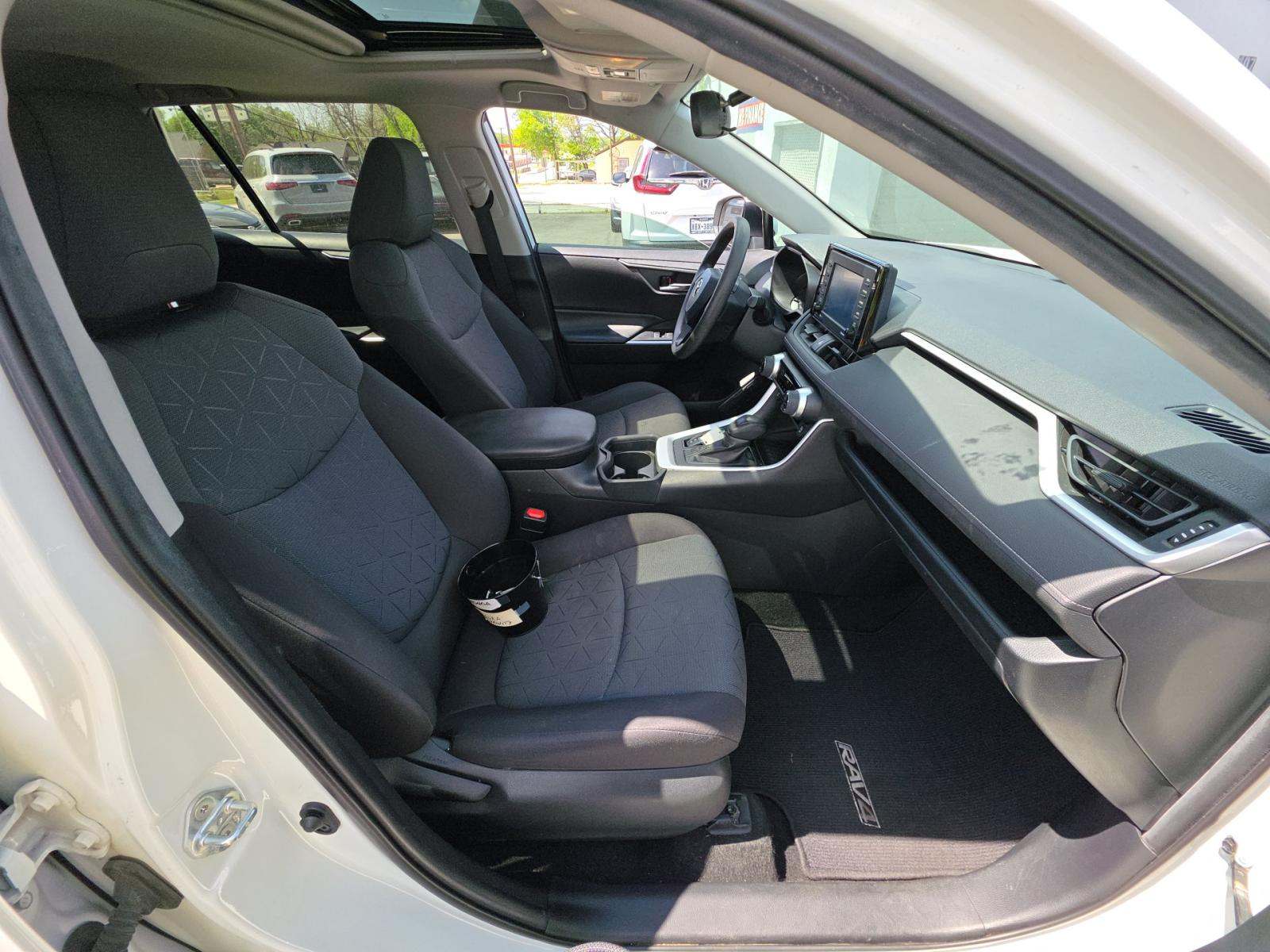 2020 Toyota RAV4 XLE FWD