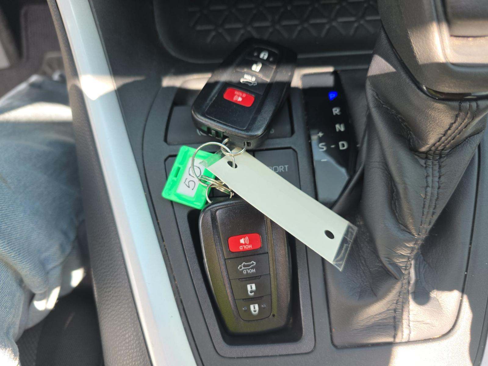 2020 Toyota RAV4 XLE FWD