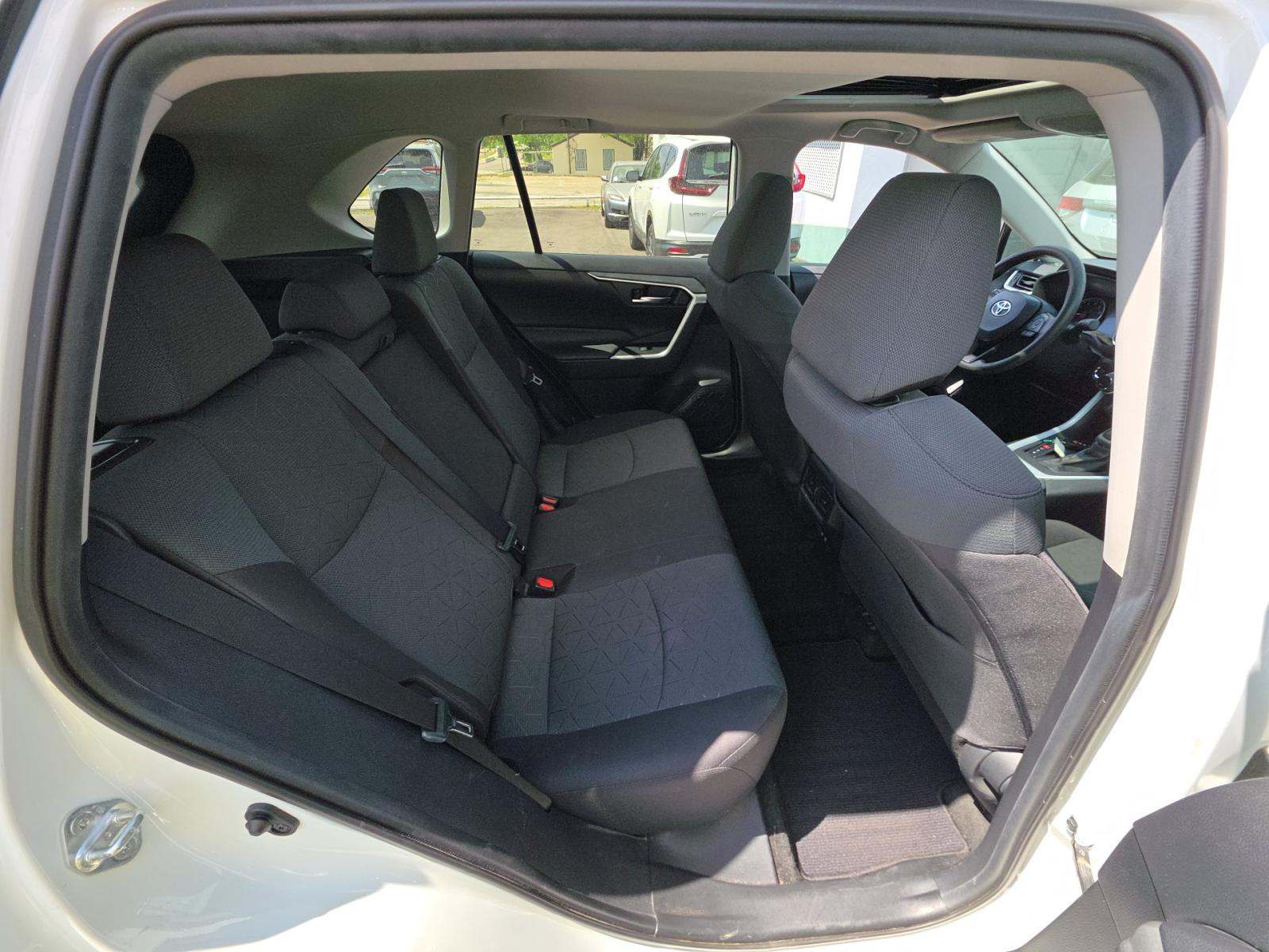 2020 Toyota RAV4 XLE FWD