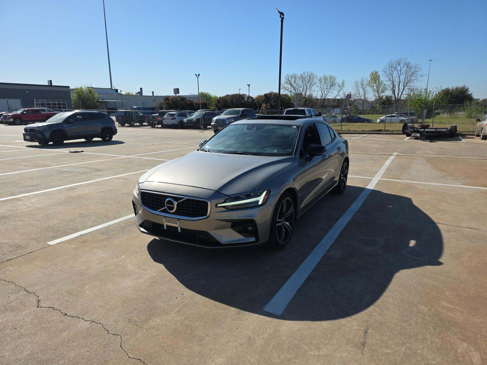 2020 Volvo S60 T5 R-Design FWD