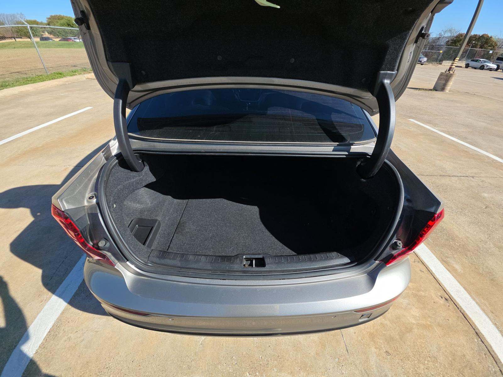 2020 Volvo S60 T5 R-Design FWD