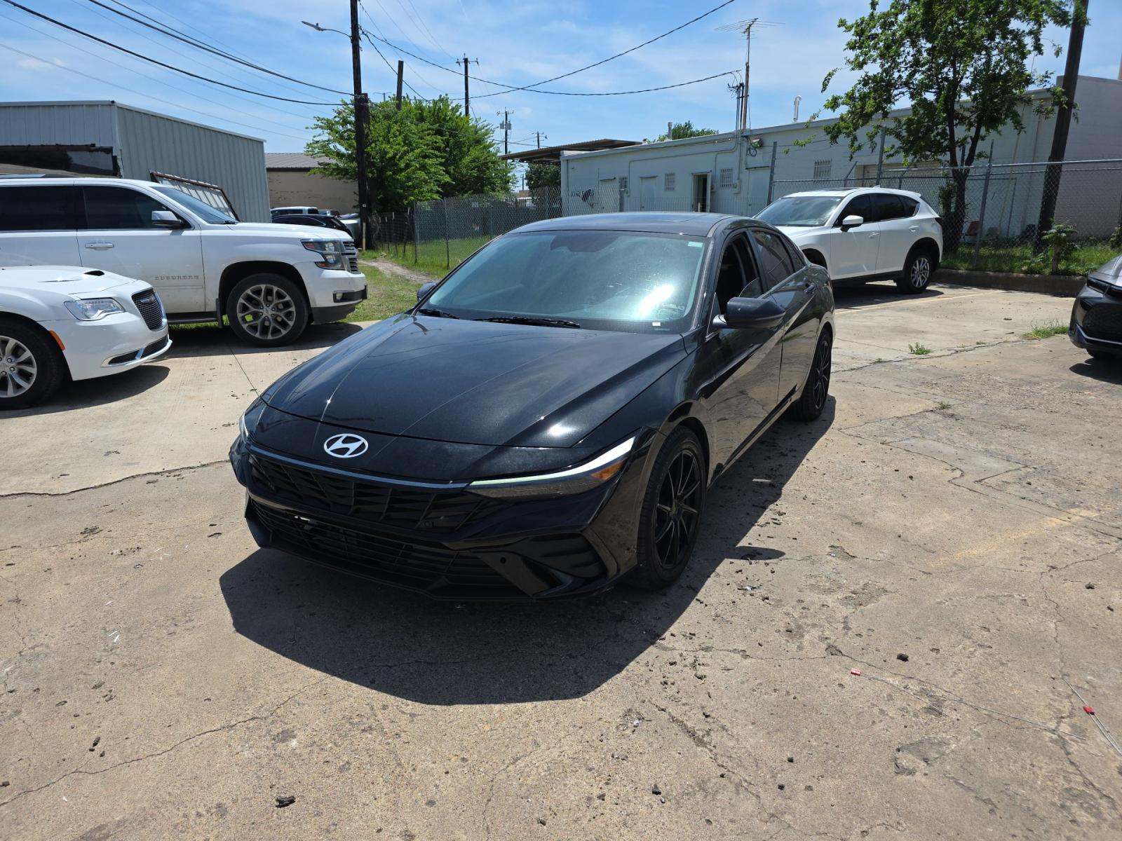2025 Hyundai Elantra Limited FWD
