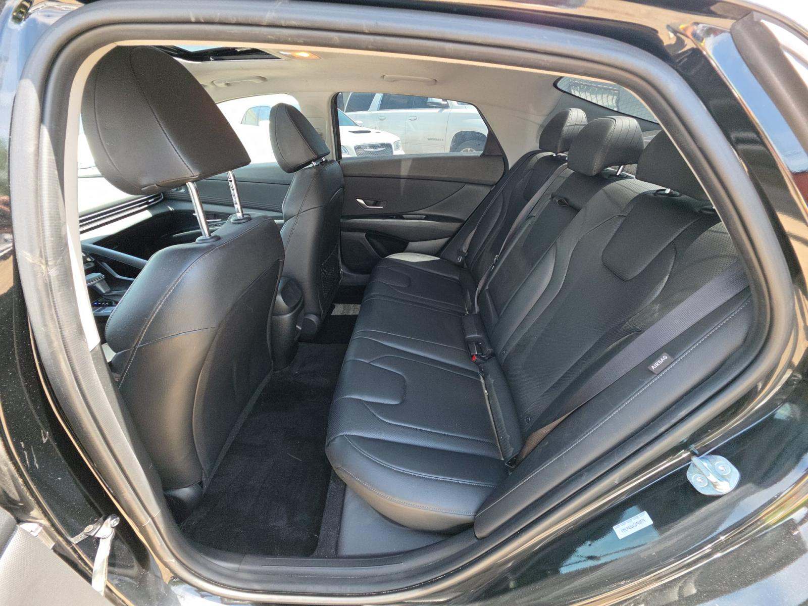 2025 Hyundai Elantra Limited FWD