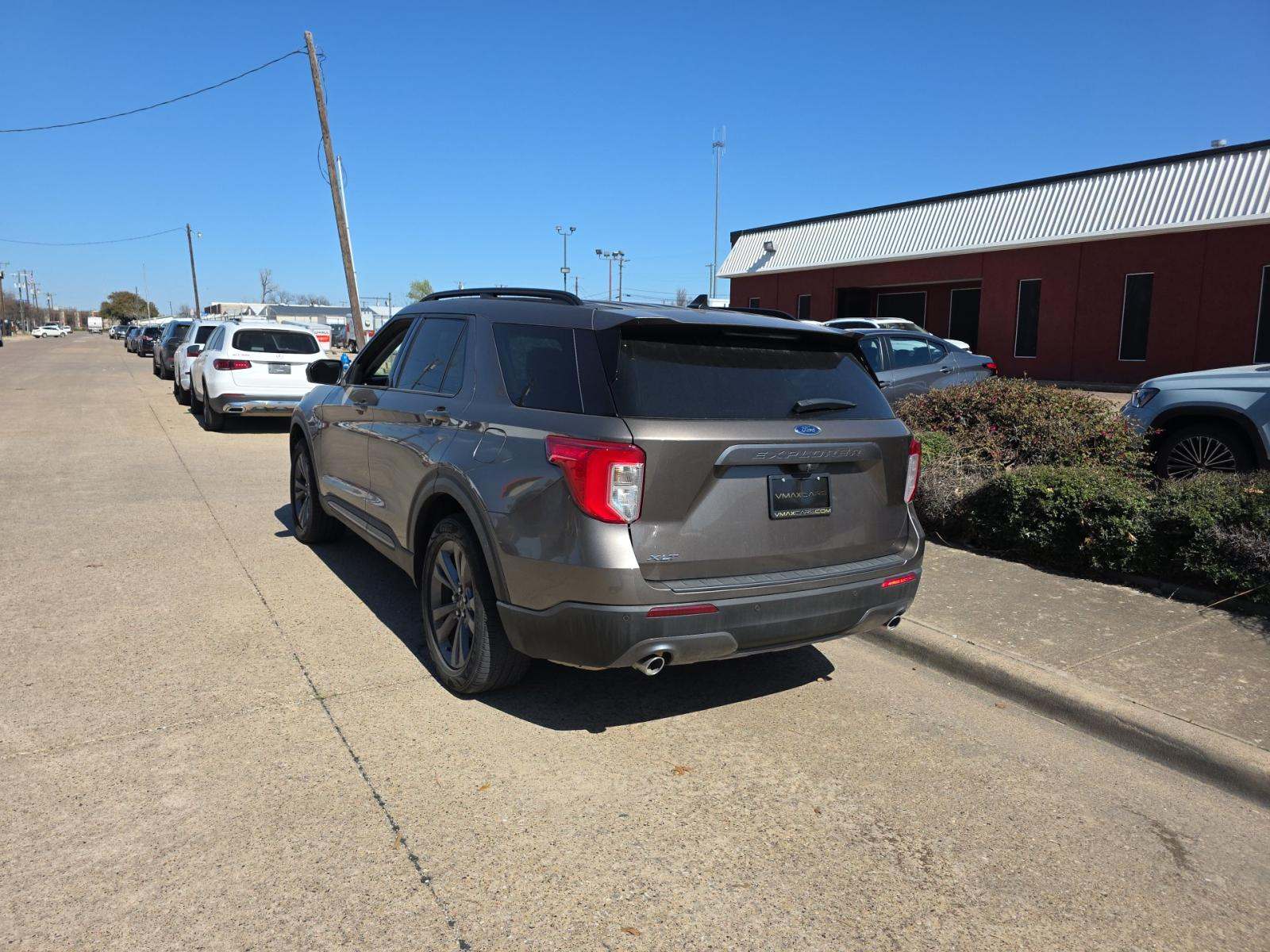 2021 Ford Explorer XLT RWD